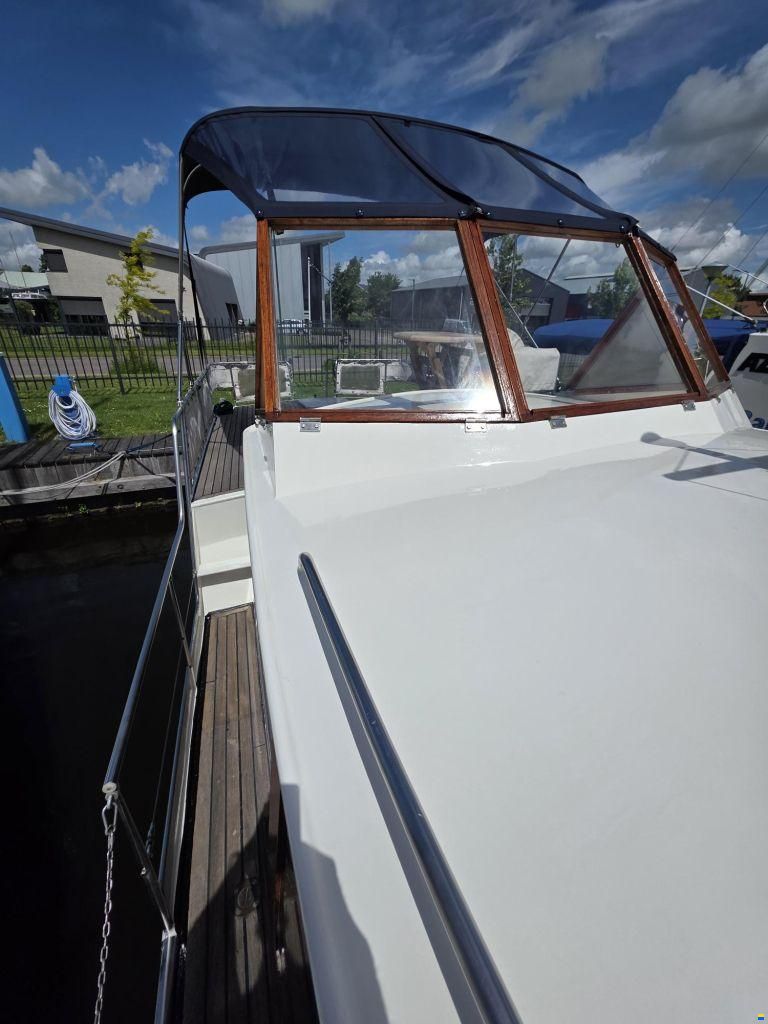Meeuw kruiser 1070 AK
