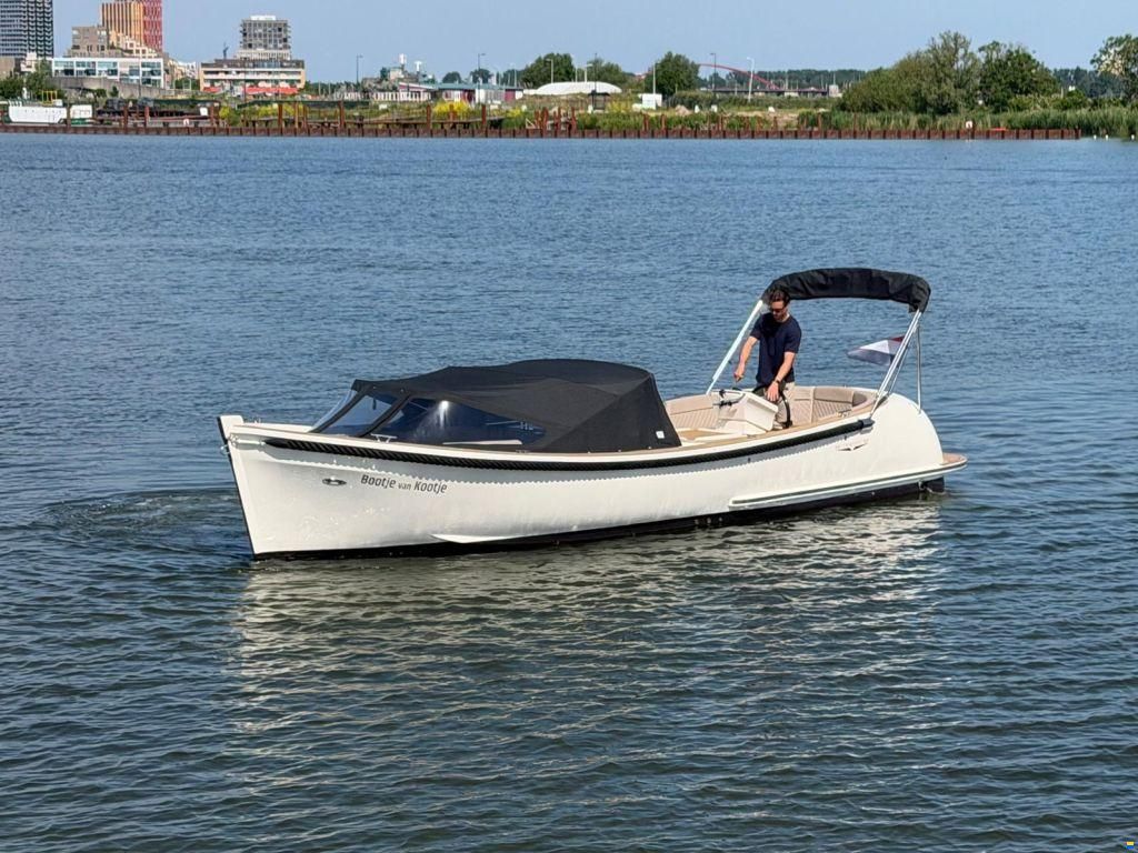 Pieterman 860 Tender
