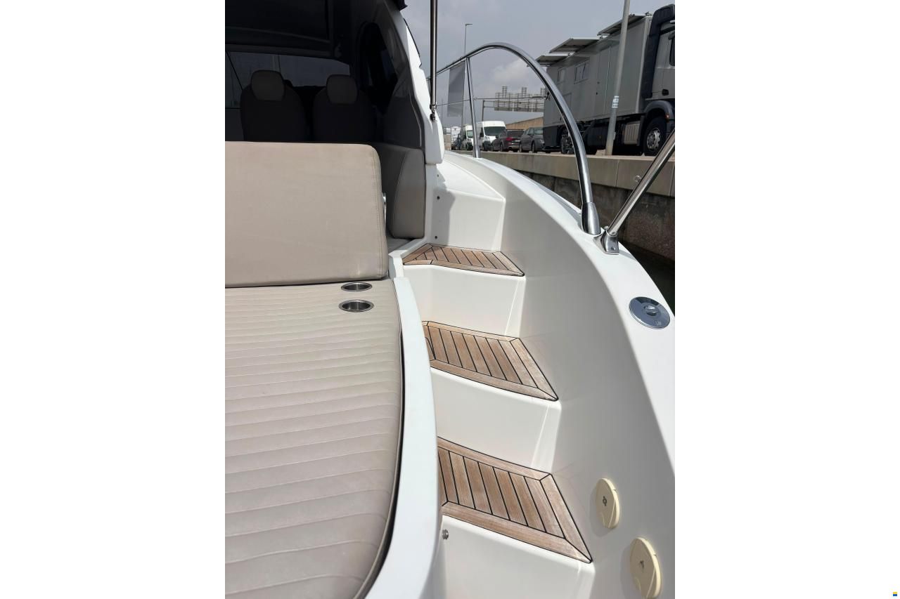 Azimut Atlantis 43