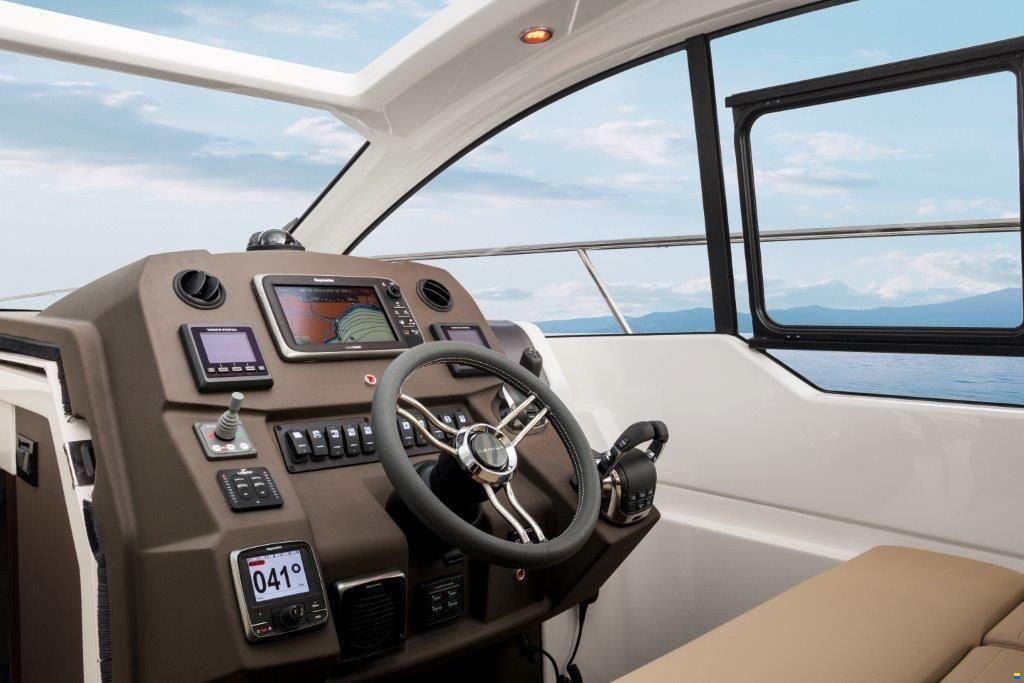Azimut Atlantis 43