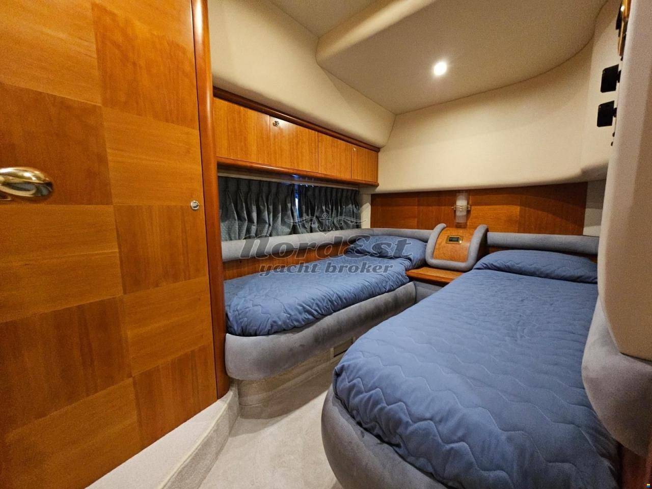 Azimut 55 Fly