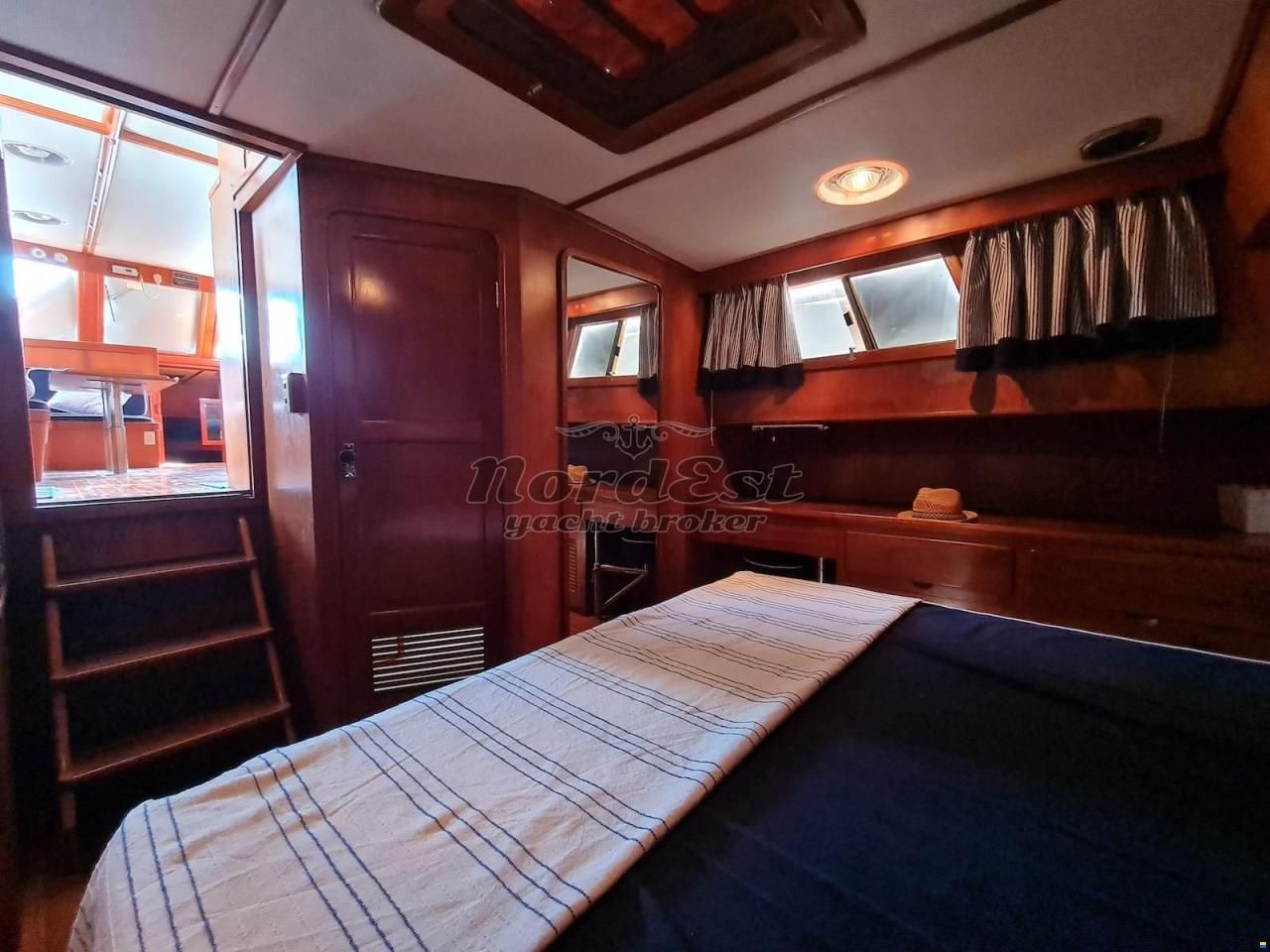 Chung Hwa Boat Hercules 125 Trawler Nave