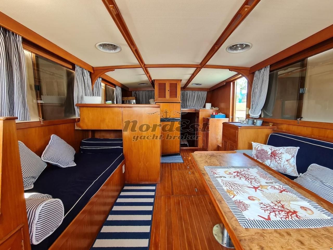 Chung Hwa Boat Hercules 125 Trawler Nave