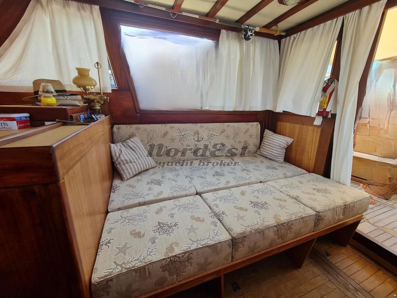 Franchini Motorsailer