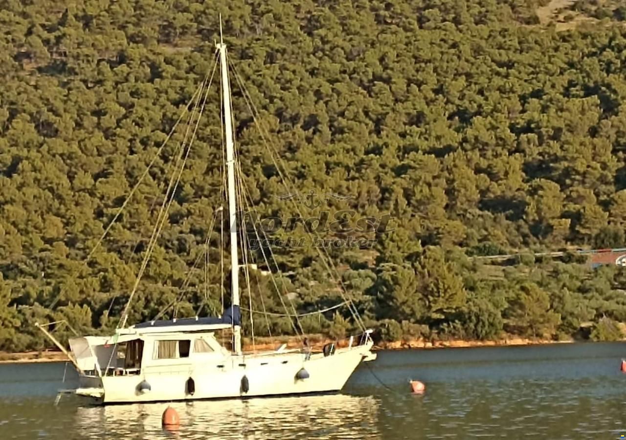 Franchini Motorsailer