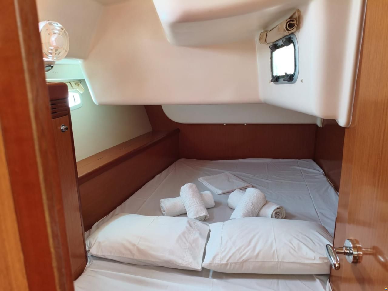 Beneteau Oceanis 43