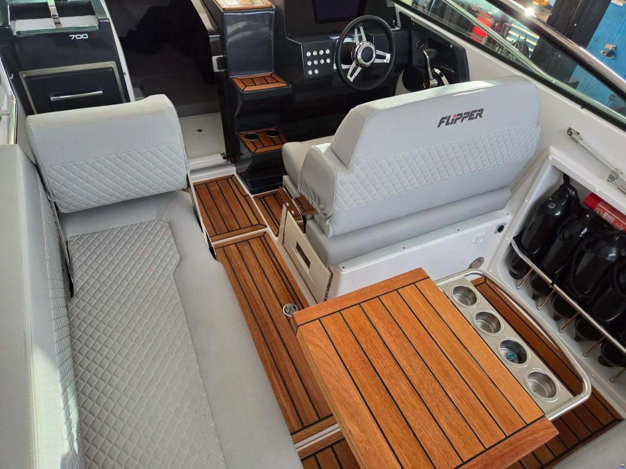 Flipper 700DC