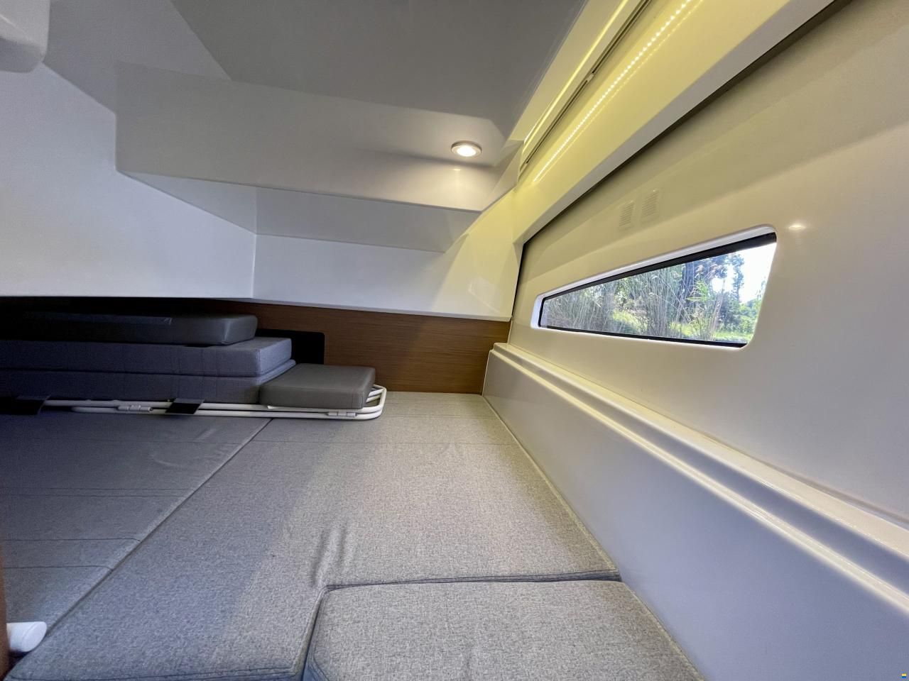 Beneteau Antares 9