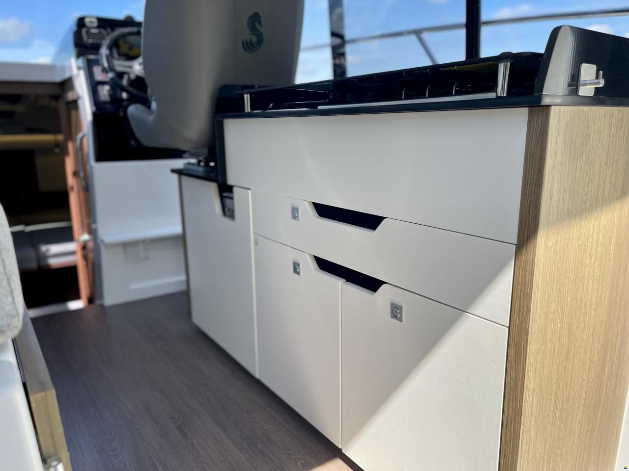 Beneteau Antares 9