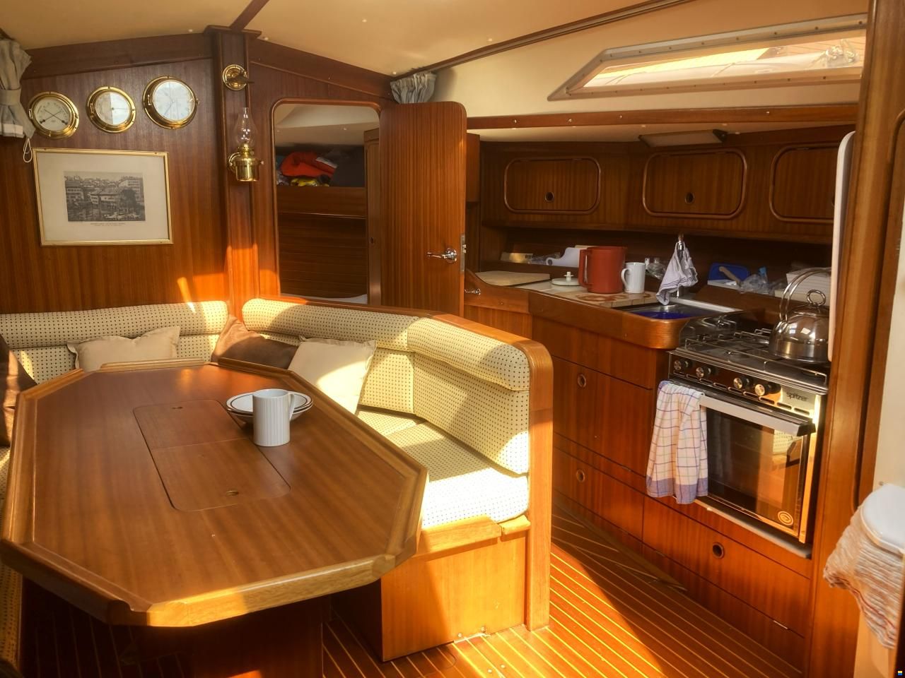 Bavaria 340 Lagoon