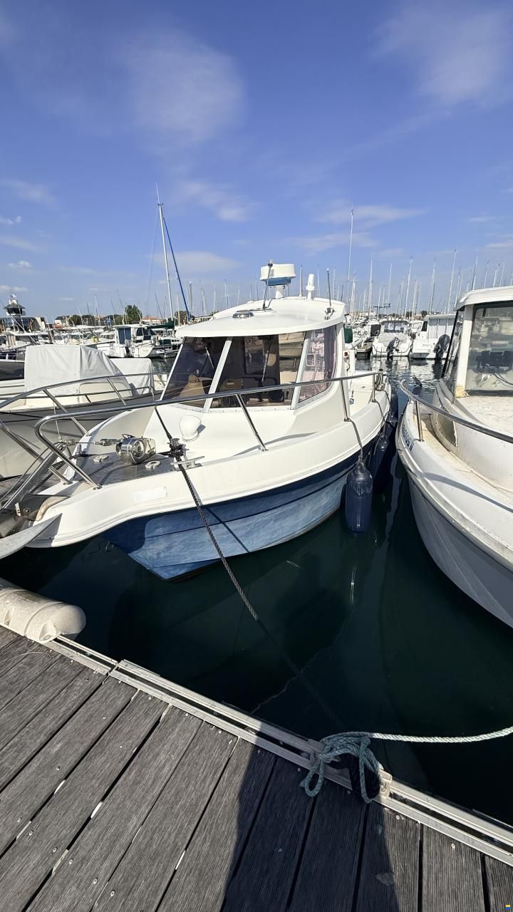 Arvor 23 Fish