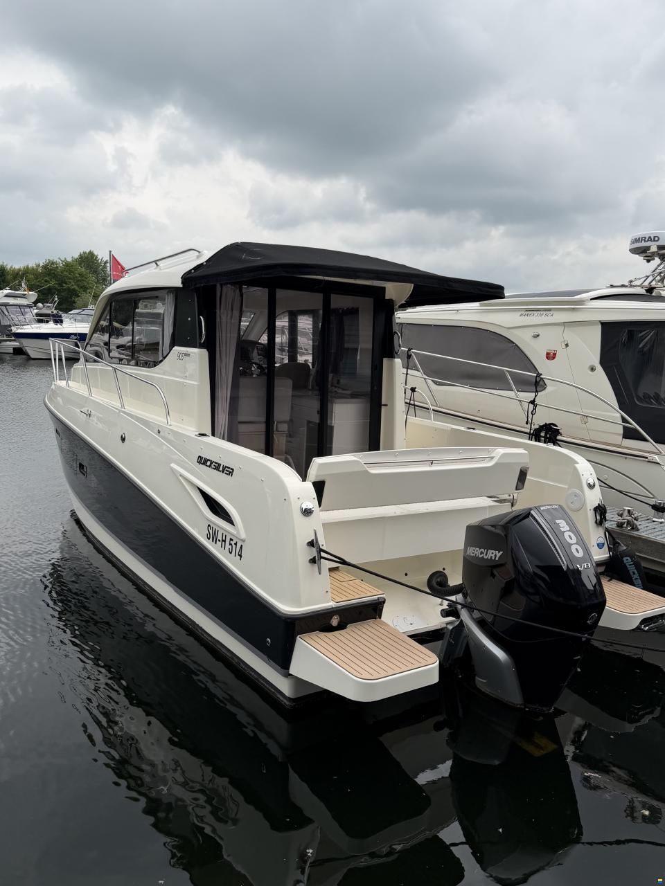 Quicksilver 905 Weekend