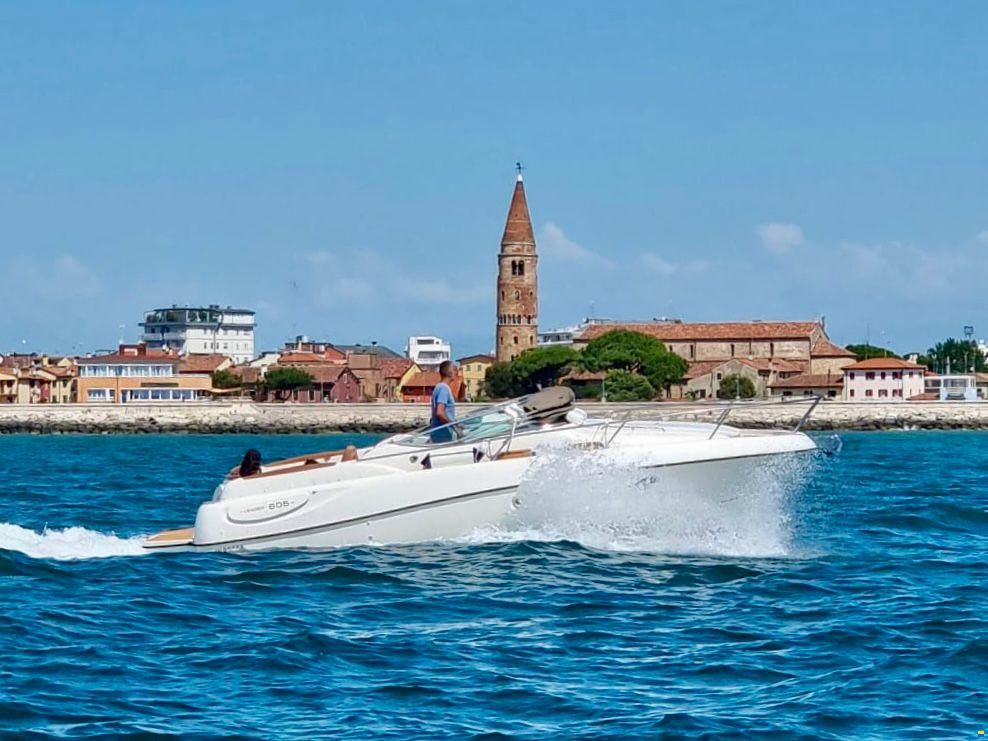 Jeanneau Leader 805