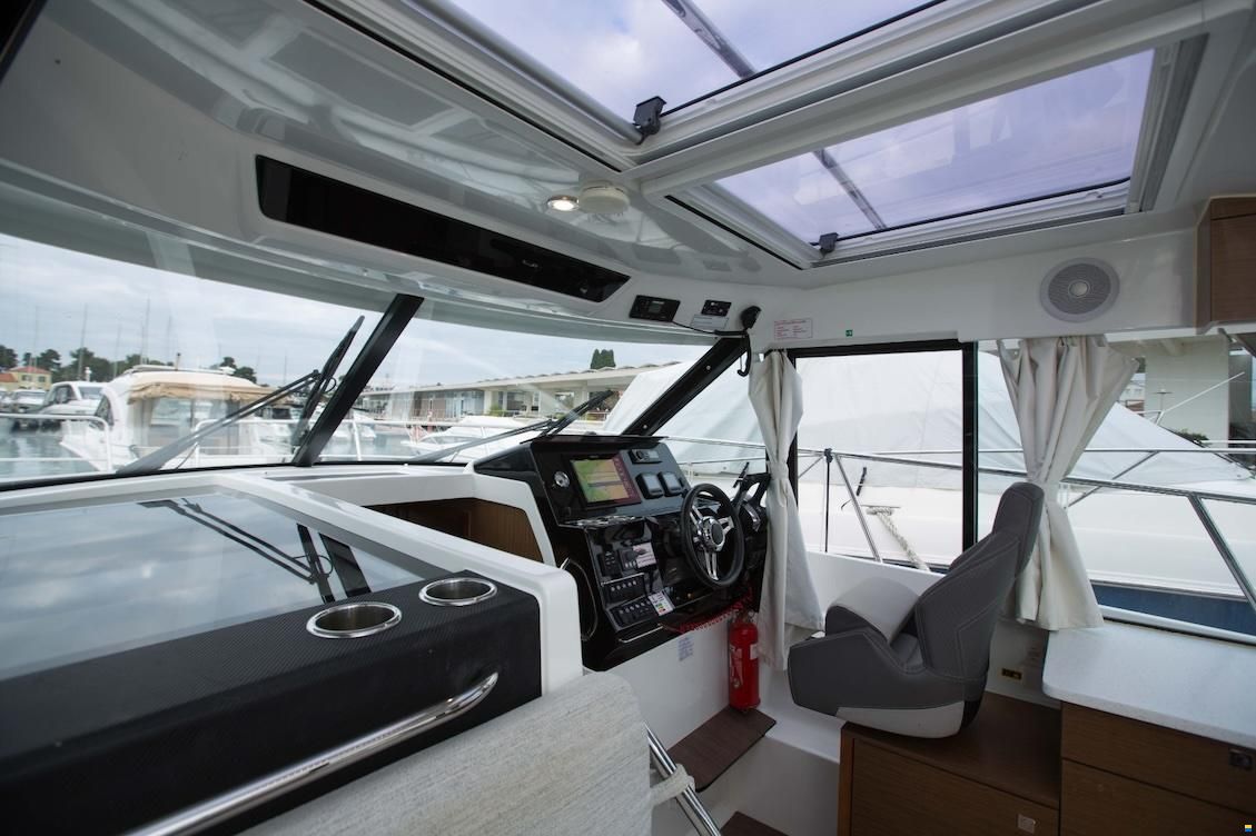 Jeanneau Merry Fisher 1095