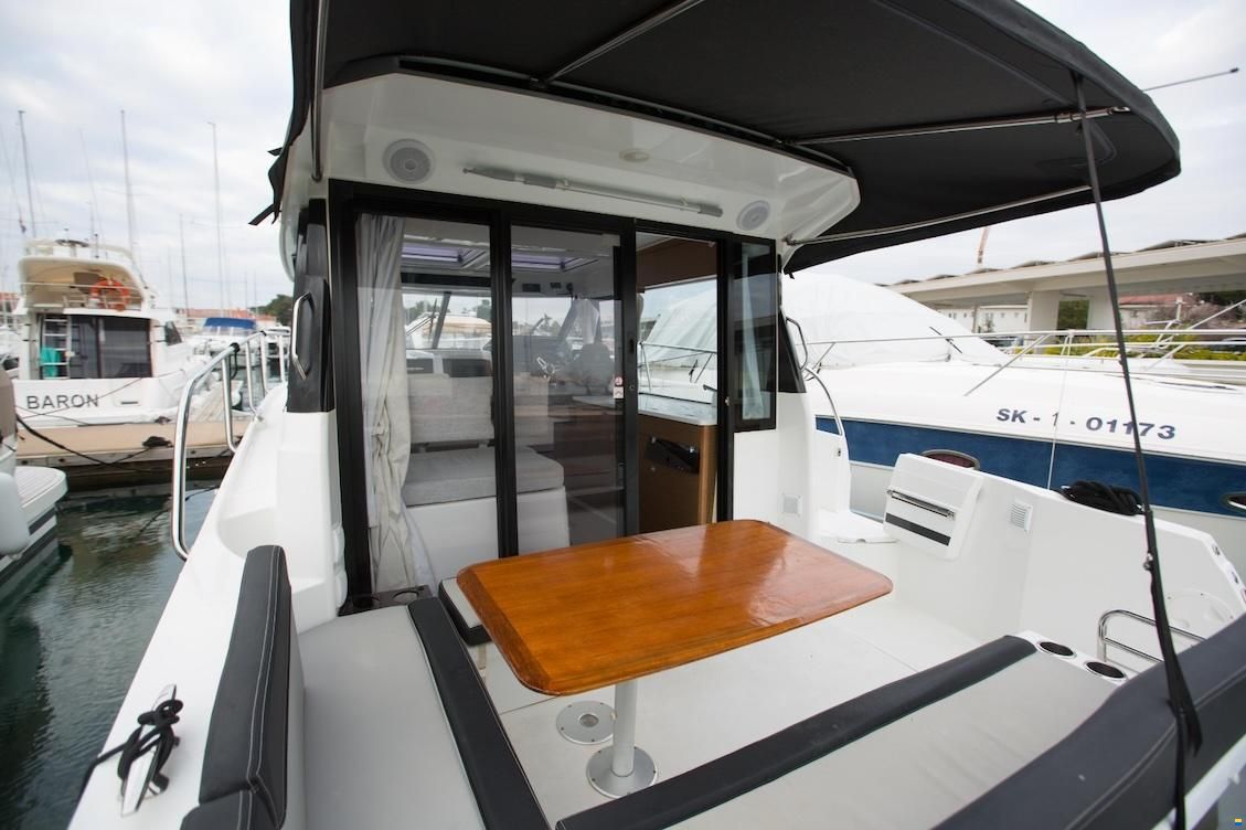 Jeanneau Merry Fisher 1095