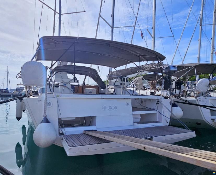 Dufour 520 Grand Large