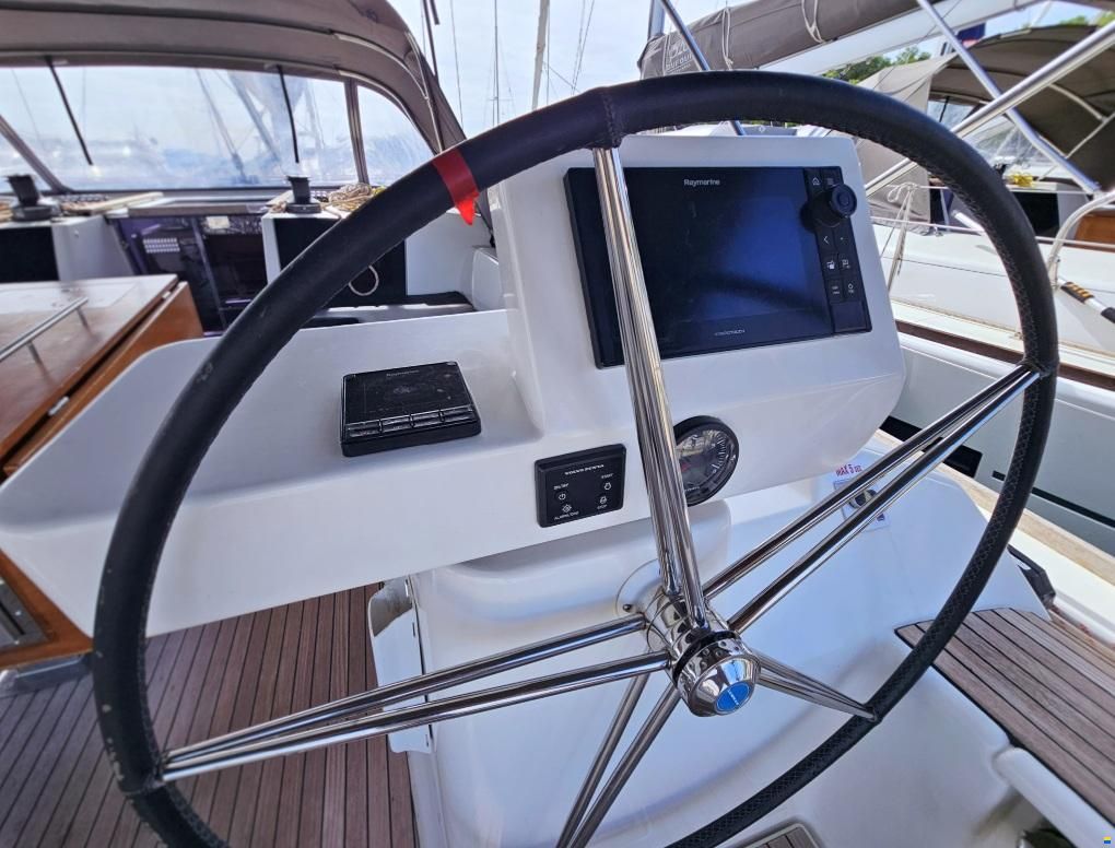 Dufour 520 Grand Large