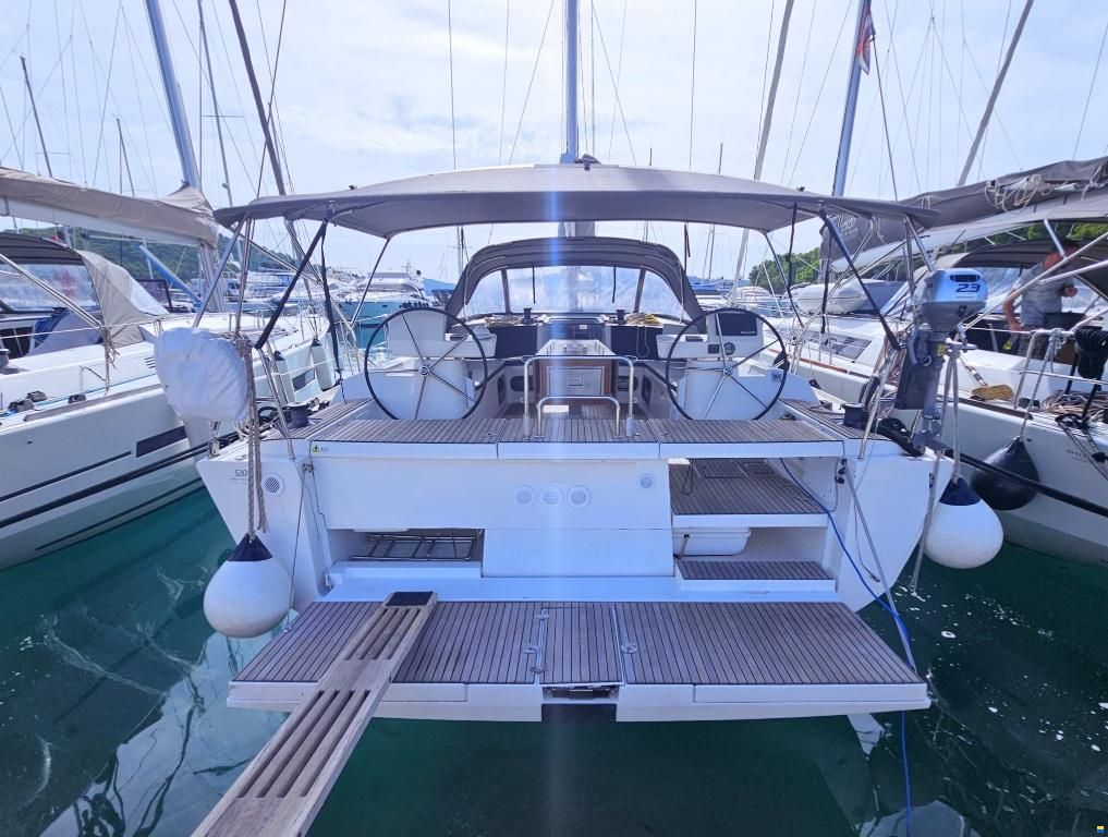 Dufour 520 Grand Large