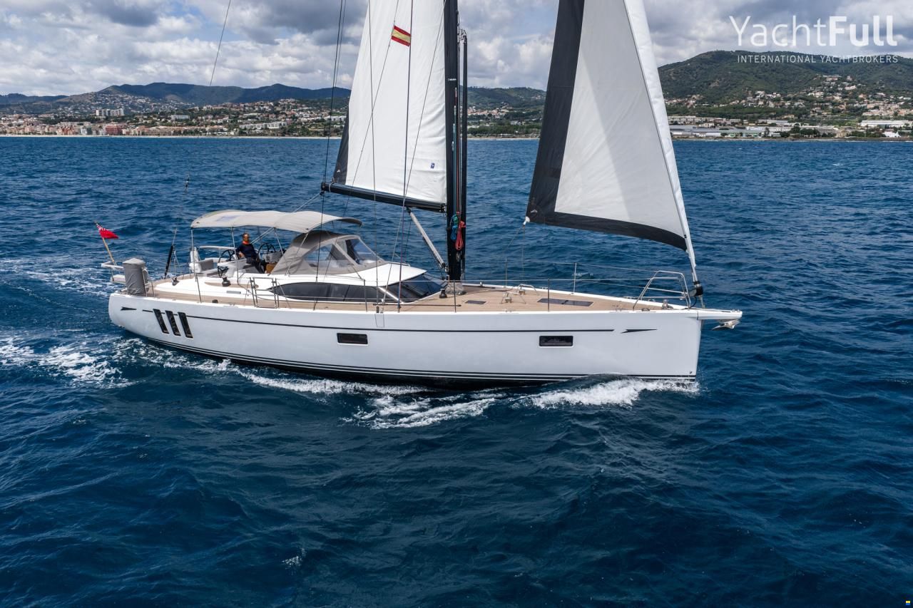 Oyster 495