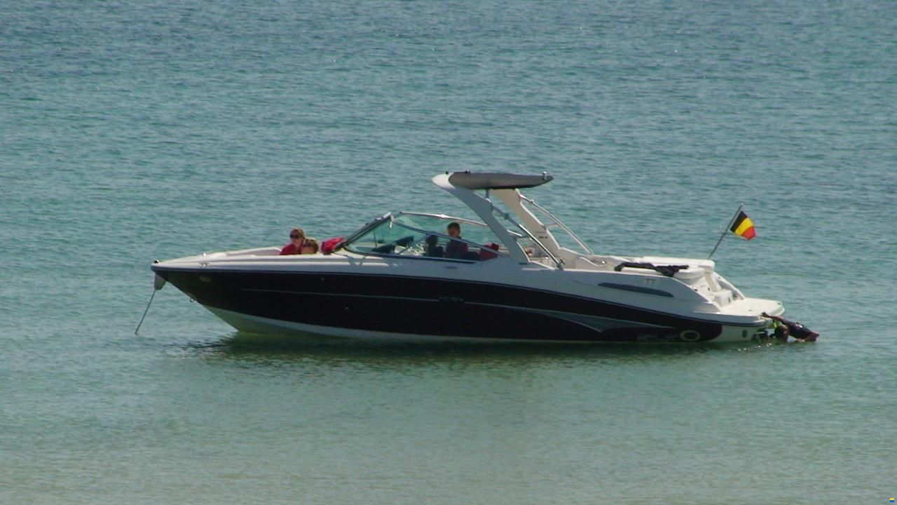 Sea Ray 270 SLX