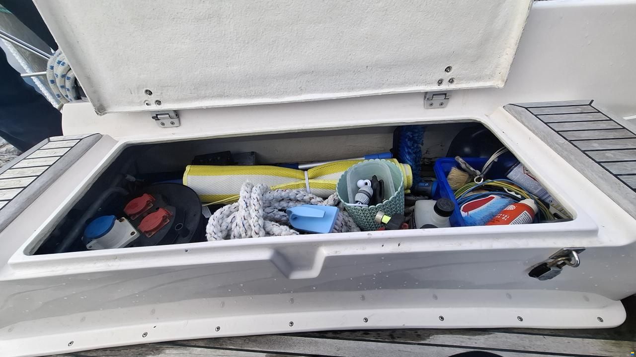Nauticat 38