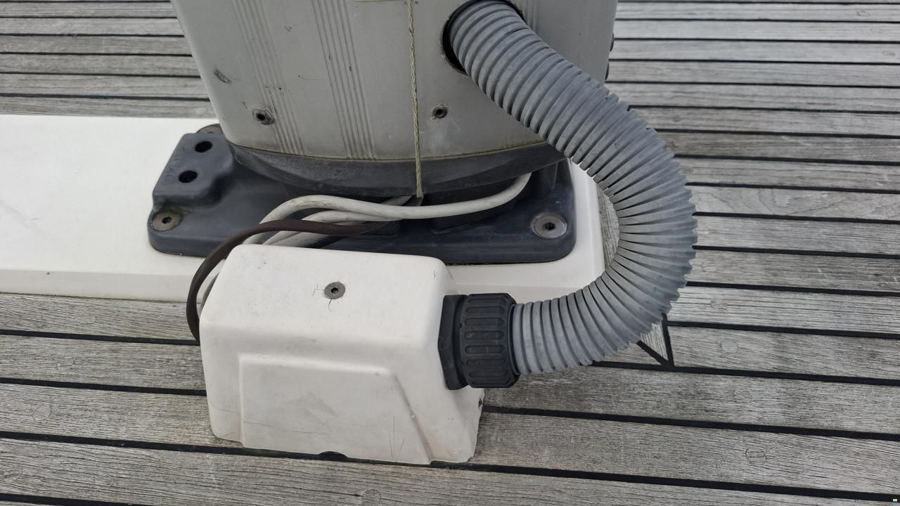 Nauticat 38