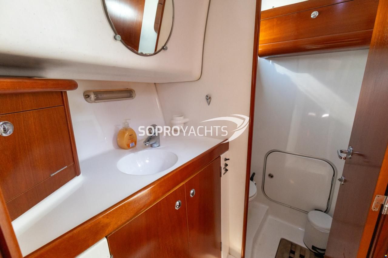 Beneteau Antares 10.80