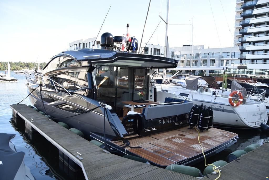 Galeon 430 HTC