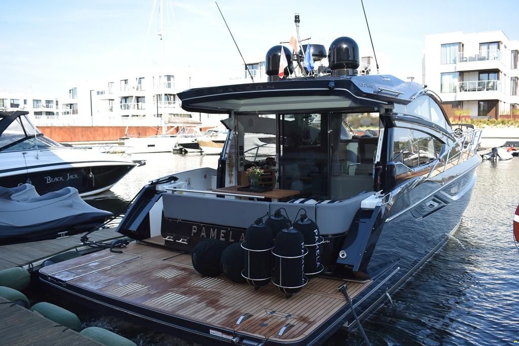 Galeon 430 HTC