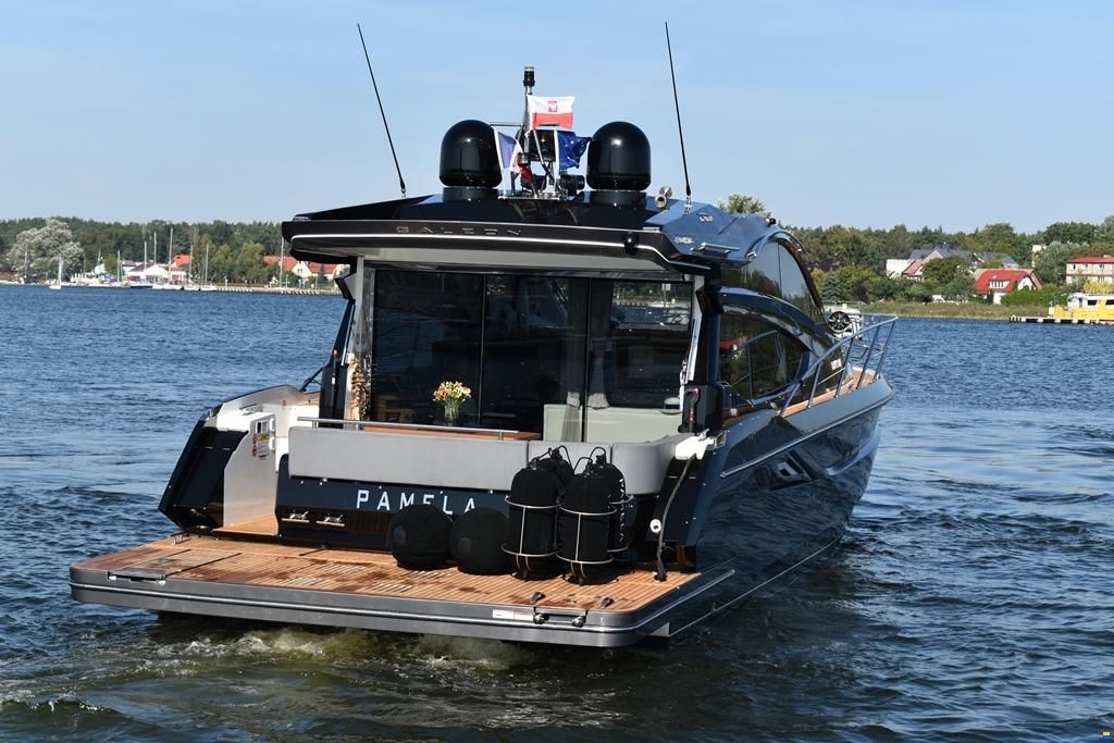 Galeon 430 HTC