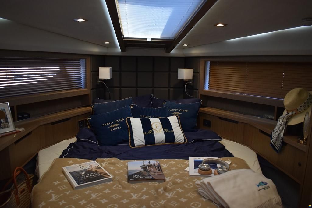 Galeon 430 HTC