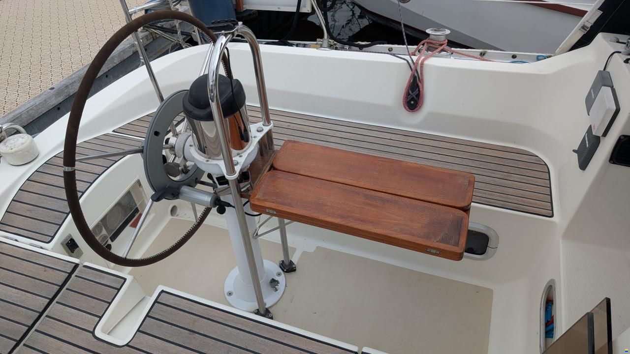 Beneteau Oceanis 320