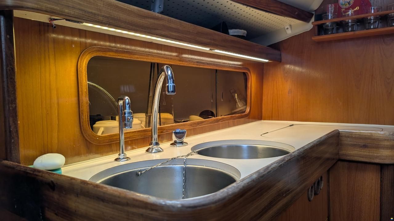 Beneteau Oceanis 320