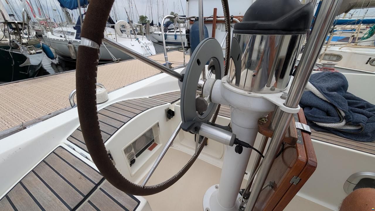 Beneteau Oceanis 320