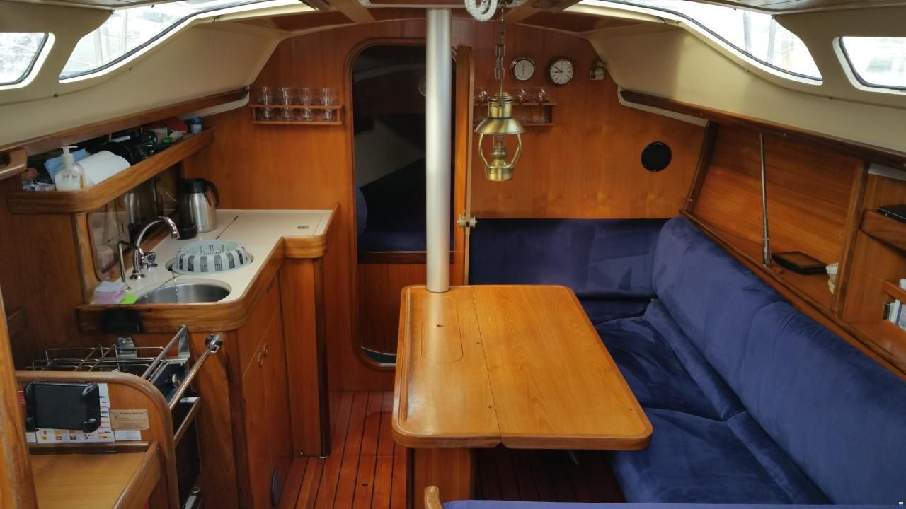 Beneteau Oceanis 320