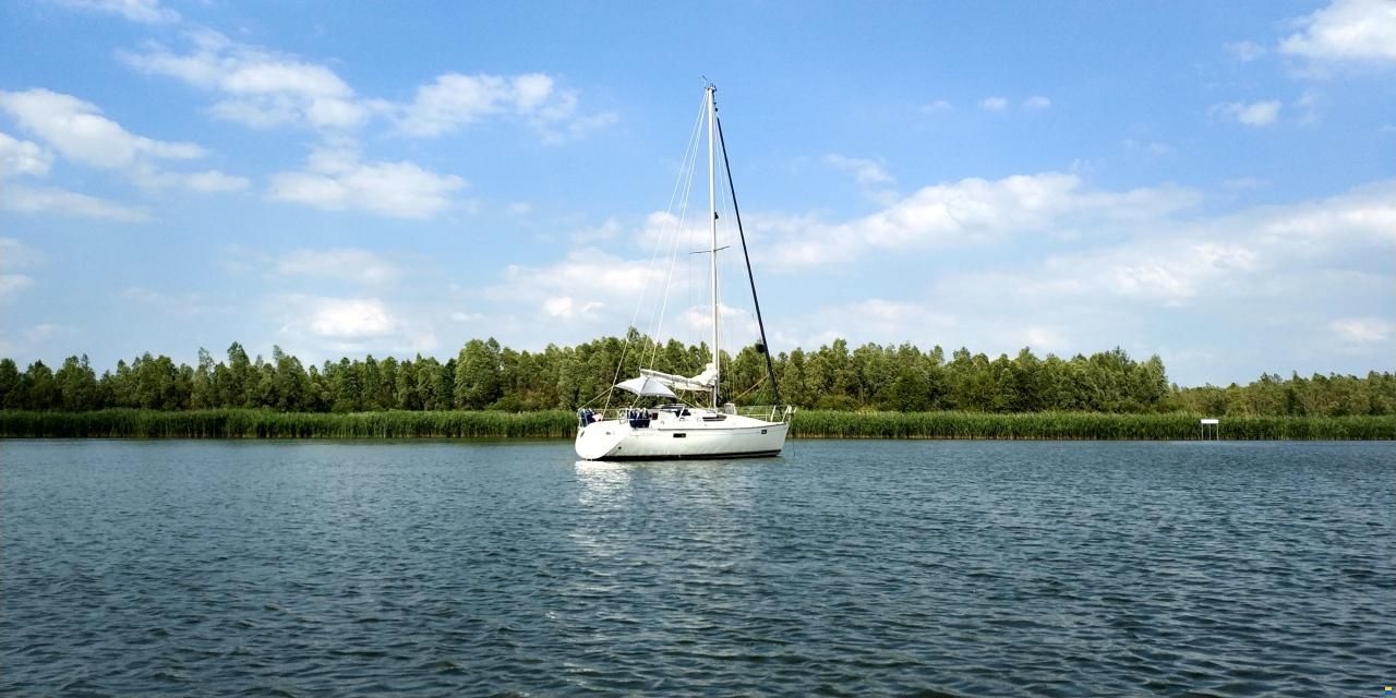 Beneteau Oceanis 320