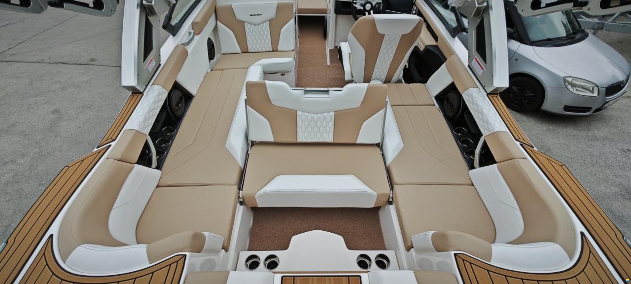 MasterCraft XT23
