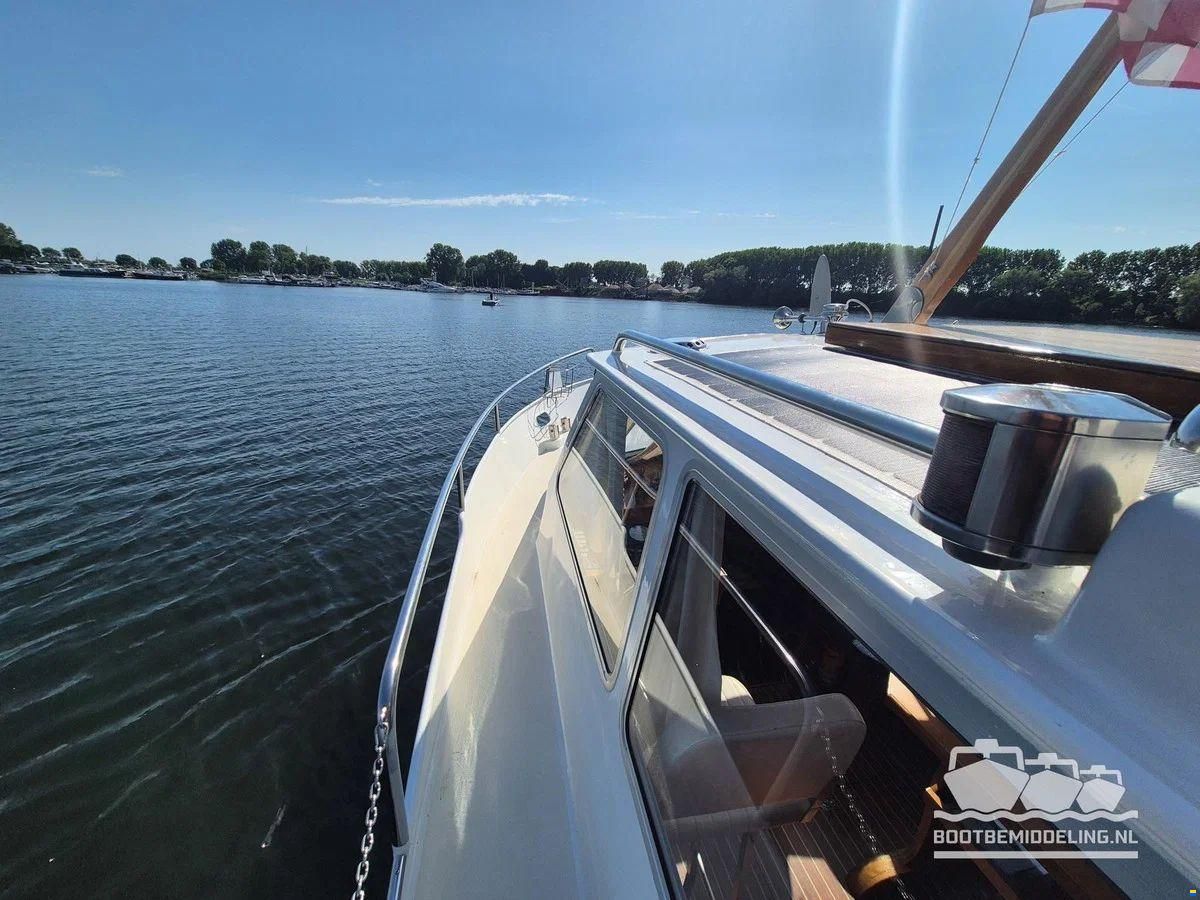 Beachcraft 1000 AK