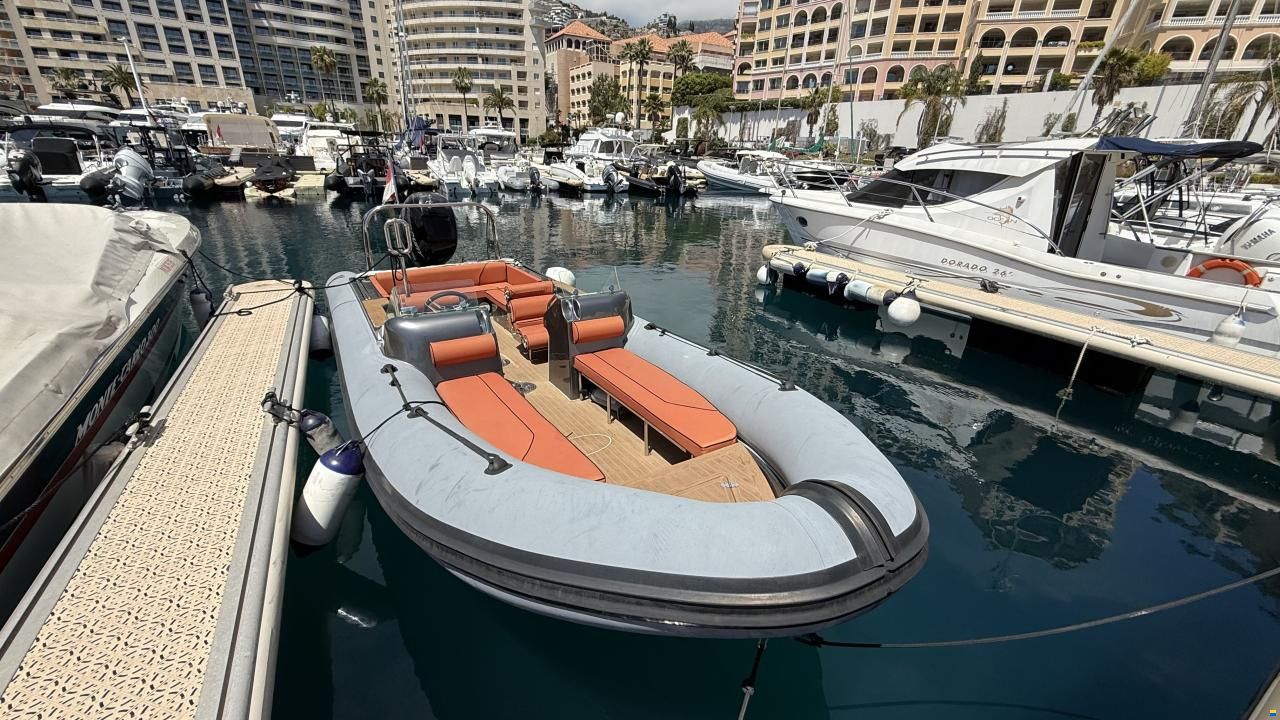 RIB-X eXige 760 Phaeton