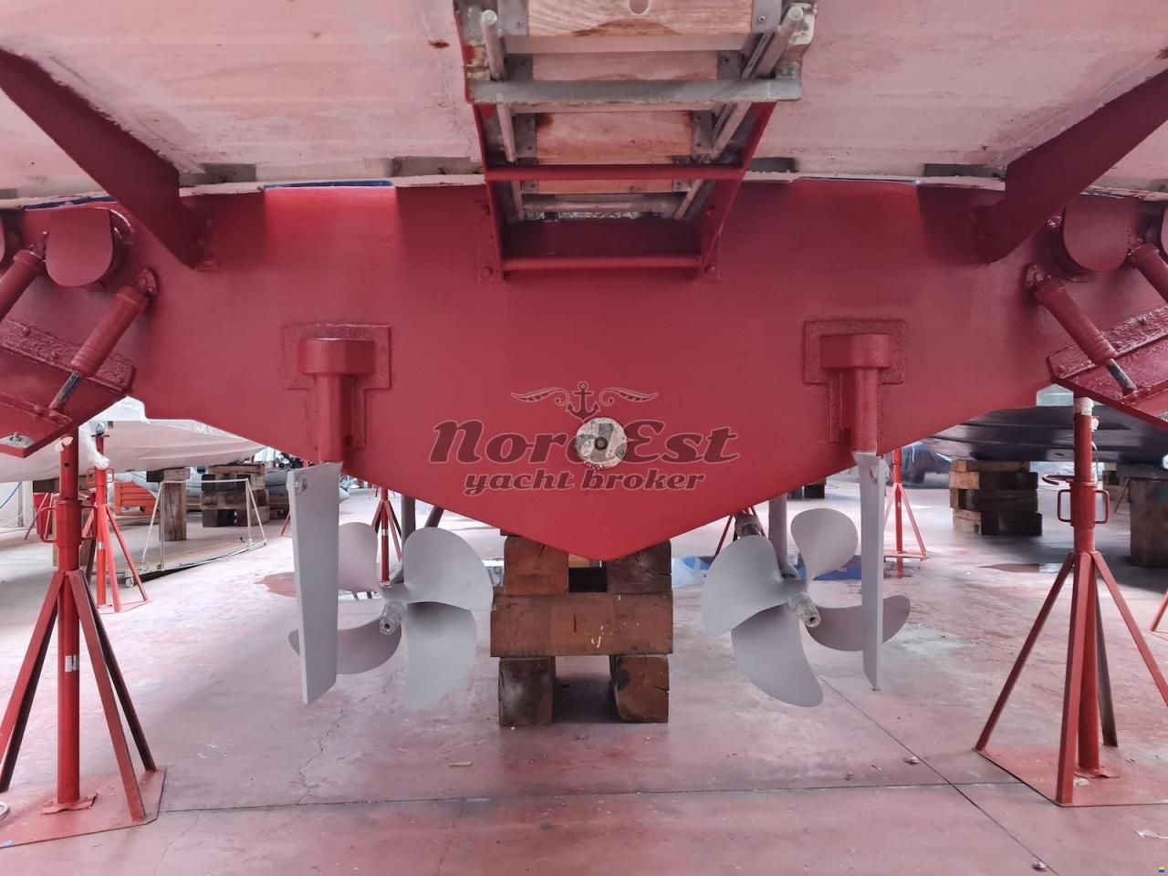 Cantieri Estensi Goldstar 360 Fly