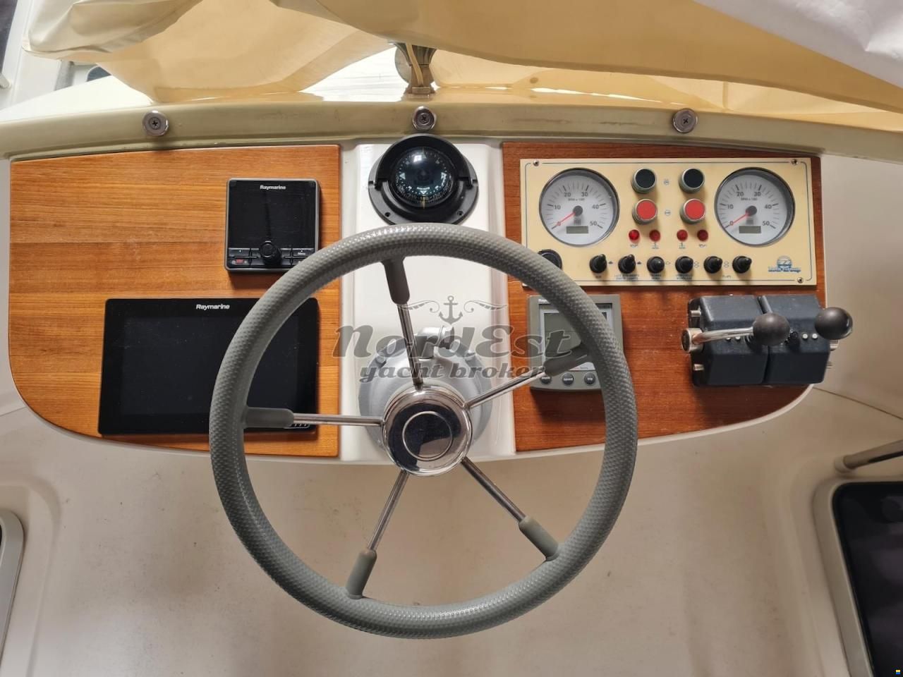 Cantieri Estensi Goldstar 360 Fly