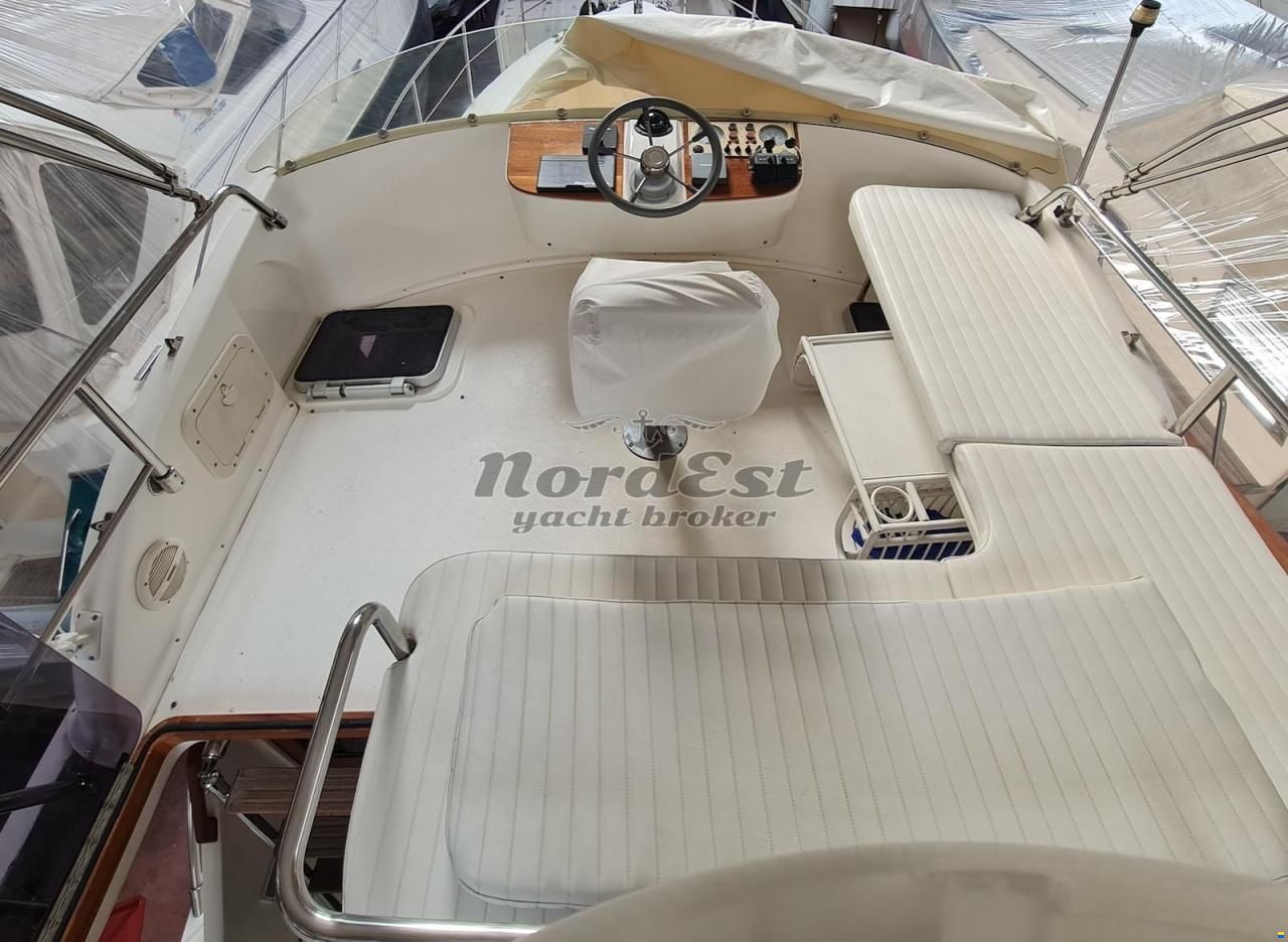 Cantieri Estensi Goldstar 360 Fly