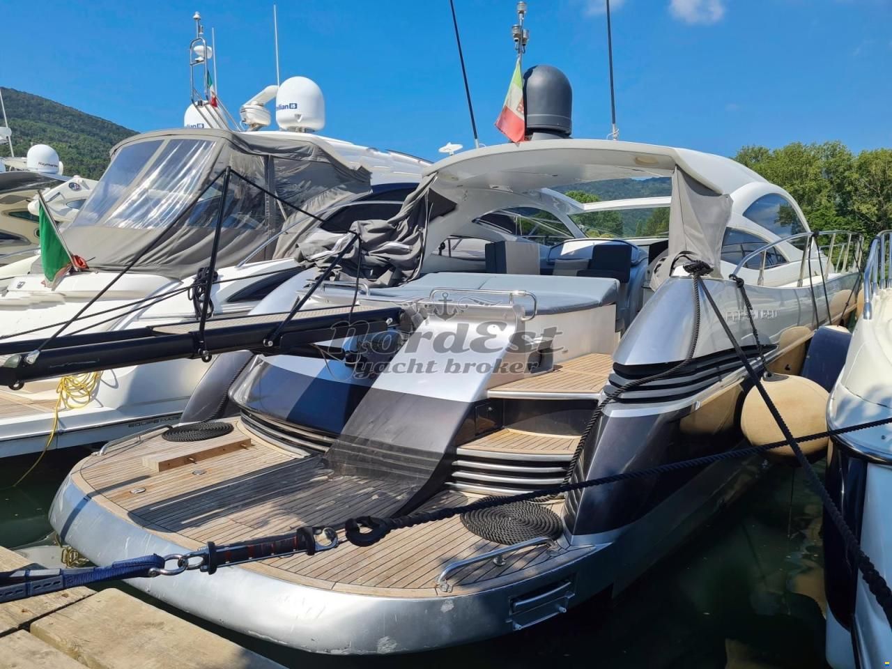 Pershing 50 HT hard top (Arneson)