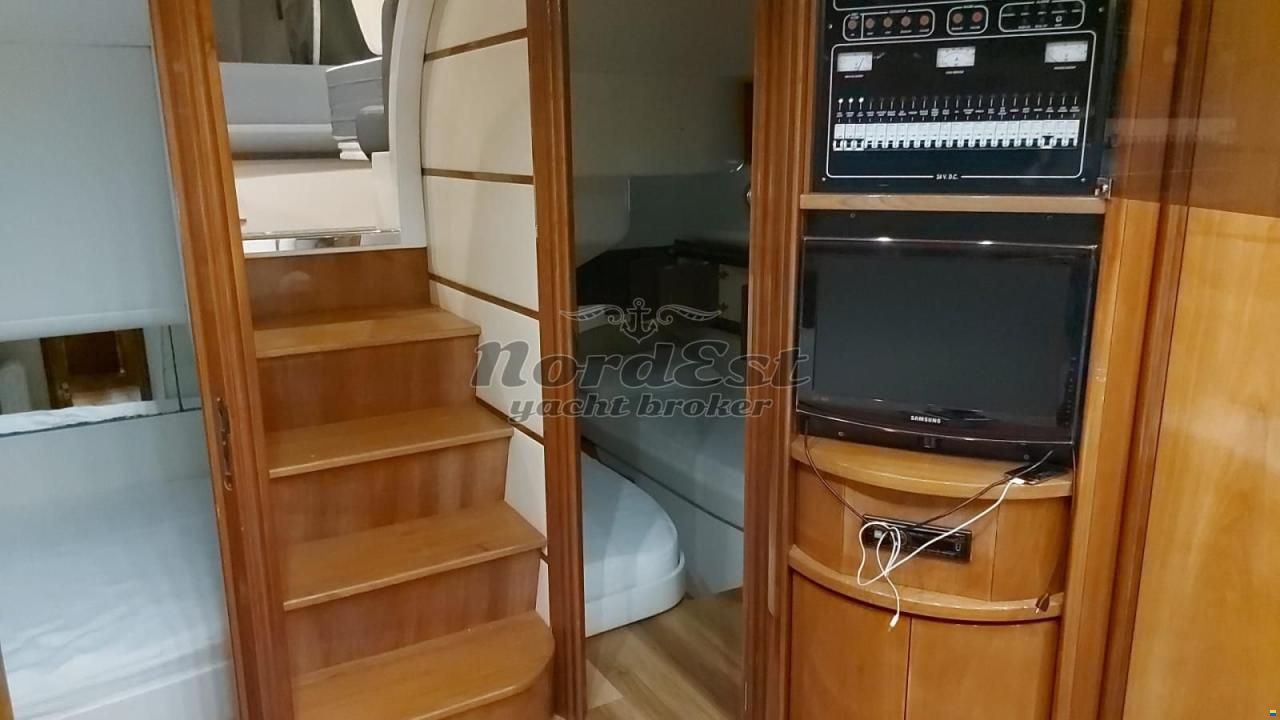 Pershing 50 HT hard top (Arneson)