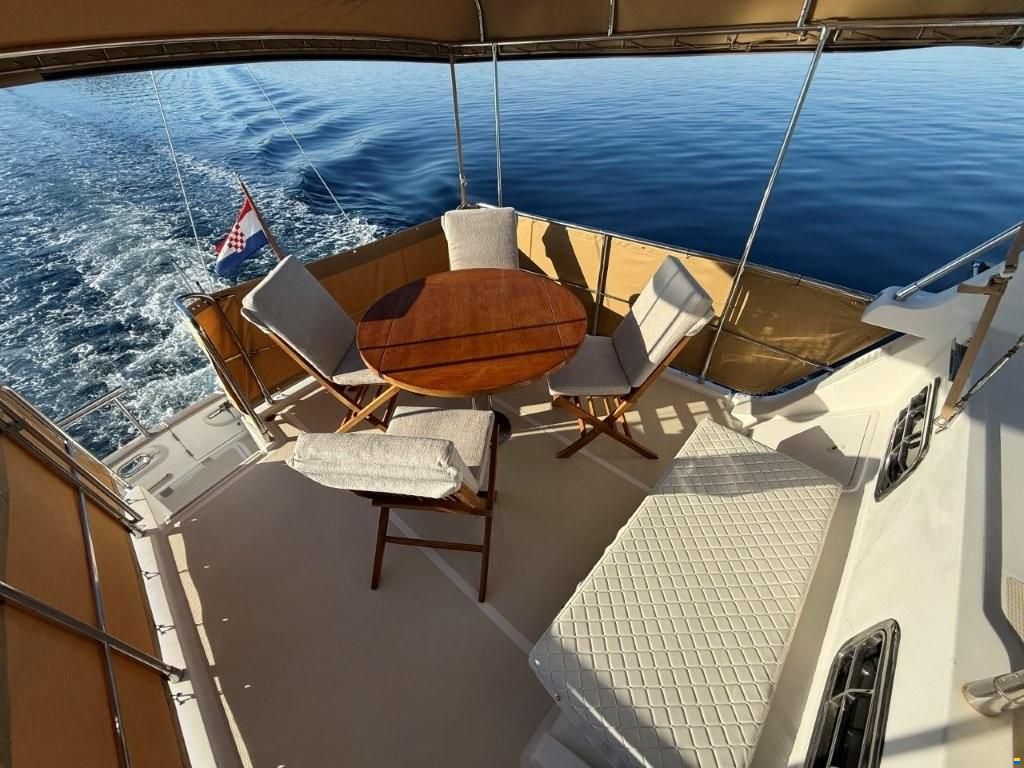 Selene 40