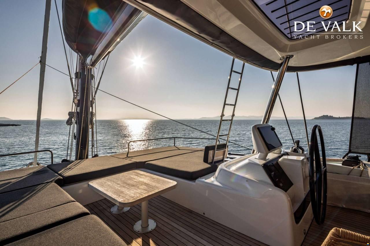 Lagoon 60