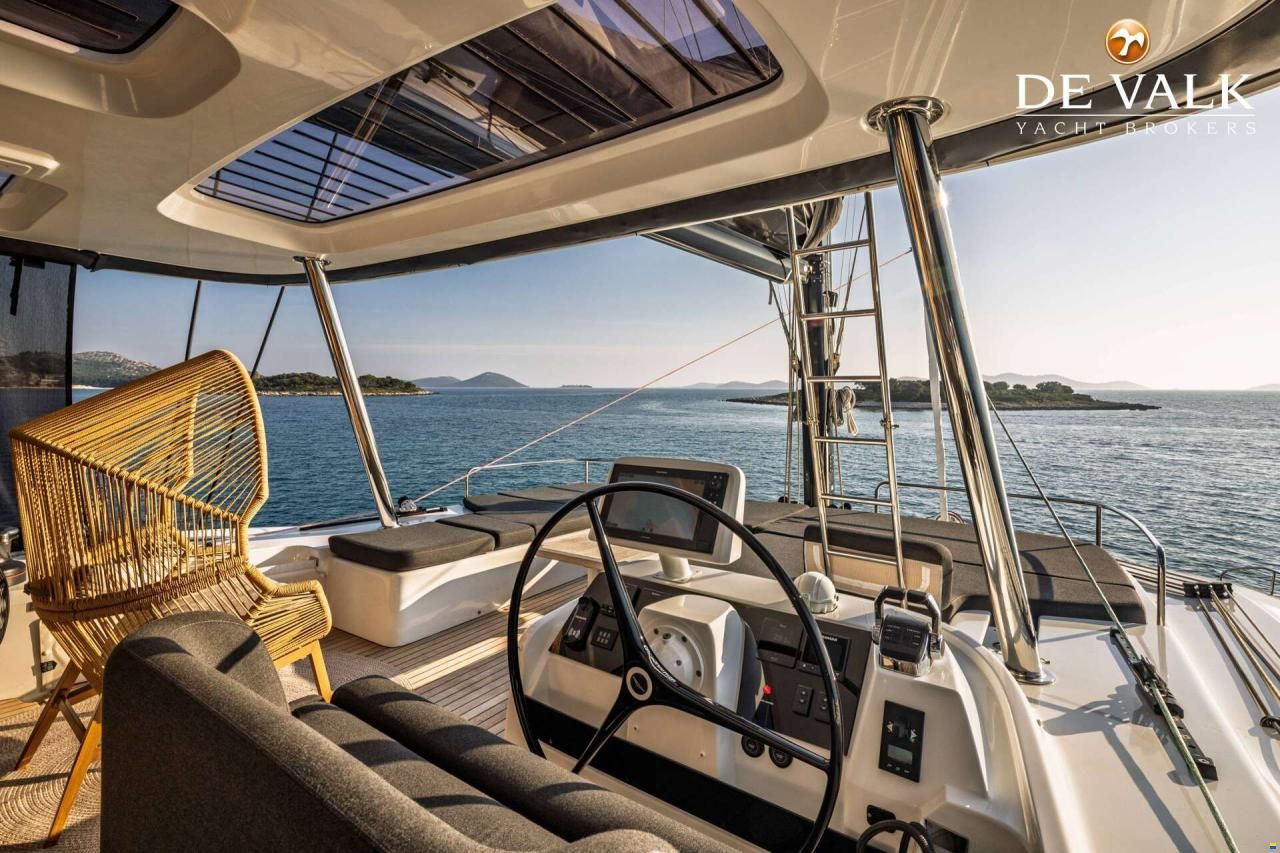 Lagoon 60