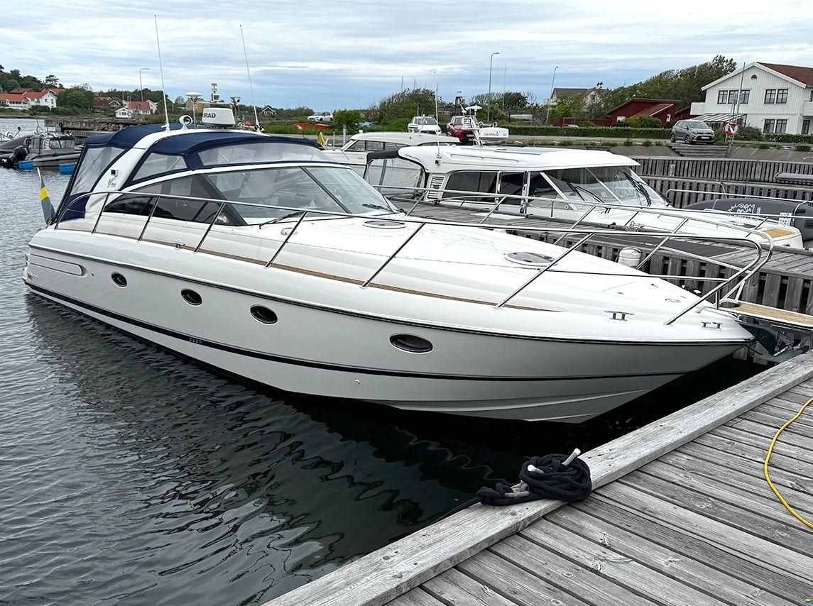 Princess V42