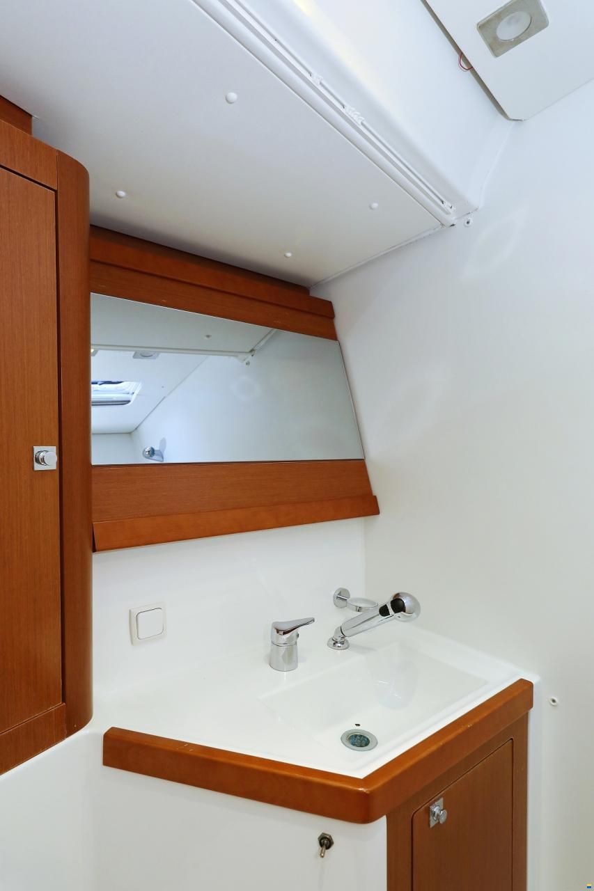 Beneteau OCEANIS 48