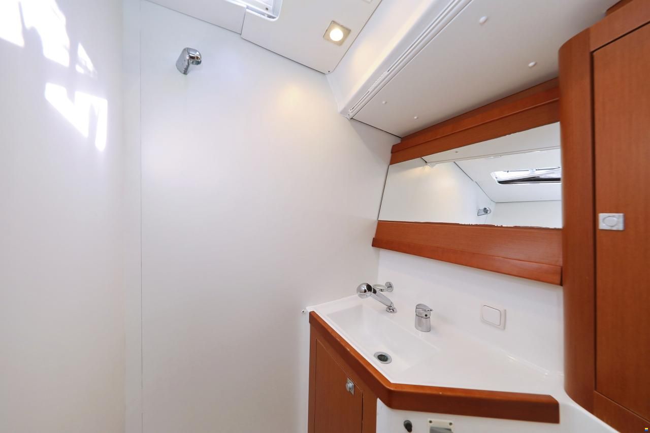 Beneteau OCEANIS 48
